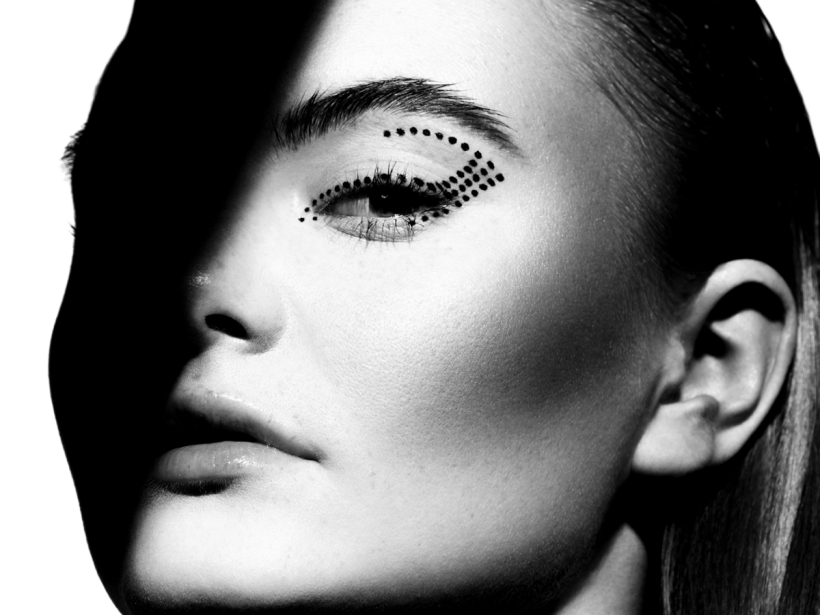 FASHION & BEAUTY PHOTOGRAPHY & MOTION